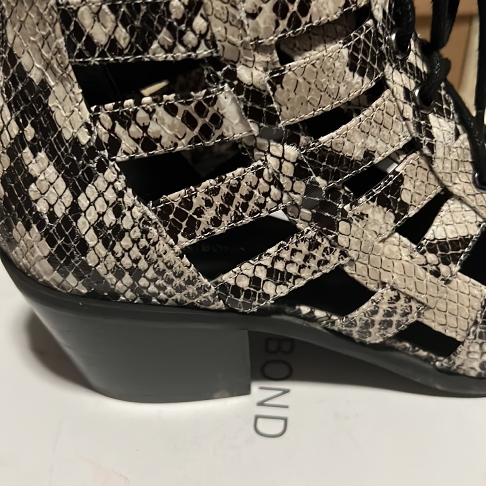 Snakeskin booties - Picture 4 of 6